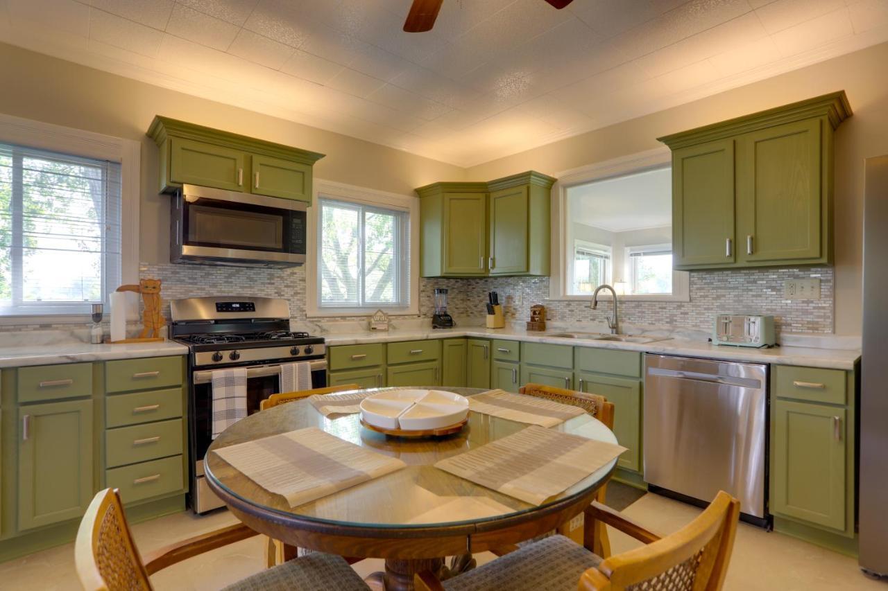 Welcoming Port Clinton Vacation Rental! Kültér fotó
